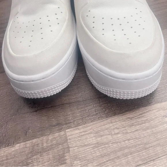Nike light cream Mules with Perforated Design - Picture 3 of 10